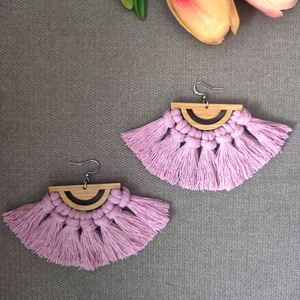 Makramé félkör fülbevaló, Ékszer, Fülbevaló, Lógó fülbevaló, Csomózás, MESKA