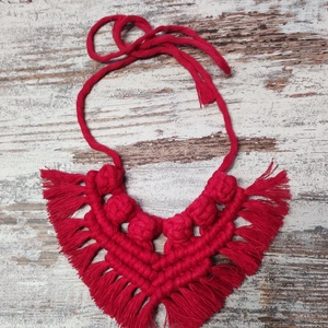 Piros Bogyós  makramé nyaklánc, Ékszer, Nyaklánc, Bogyós nyaklánc, Csomózás, MESKA