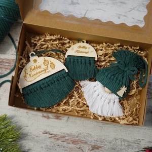 Makramé karácsonyi szett - karácsony - karácsonyi lakásdekoráció - karácsonyfadíszek - Meska.hu