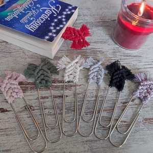 Makramé könyvjelző - könyv & zene - könyvjelző - Meska.hu