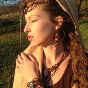 Barna Labradorit köves makramé karkötő - tribal - ékszer - karkötő - fonott karkötő - Meska.hu