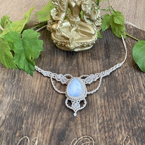 Fehér Holdköves makramé nyaklánc esküvői ékszer - esküvő - ékszer - nyaklánc - Meska.hu