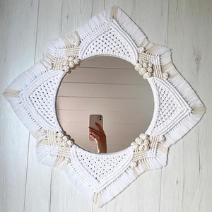 Makramé tükrös bogyós falidísz/mandala - Meska.hu