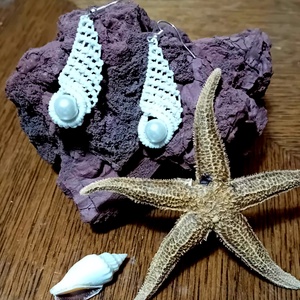 Kagyló mintás makramé fülbevaló - Meska.hu