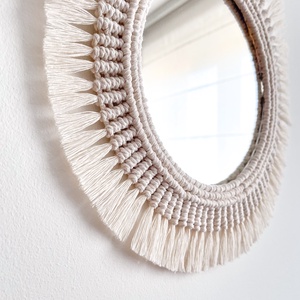 Modern makramé mandala tükör - Natúr fehér színű pamut fonalból készült falidísz - otthon & lakás - dekoráció - tükör - Meska.hu
