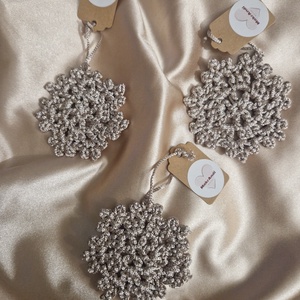 hópihe disz és gyertyatartó, gyertyával - karácsony - karácsonyi lakásdekoráció - karácsonyi lakásdíszek - Meska.hu