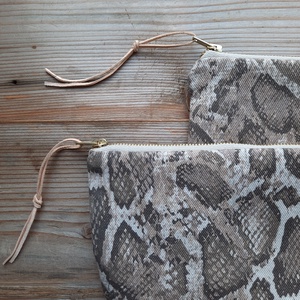  Kígyőbőr mintás neszesszer, textil kozmetikai táska - táska & tok - neszesszer - Meska.hu