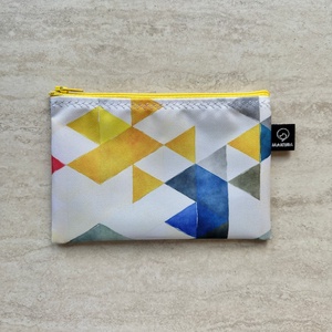 Háromszög Mintás Vízálló Neszesszer Sárga Kék - Meska.hu