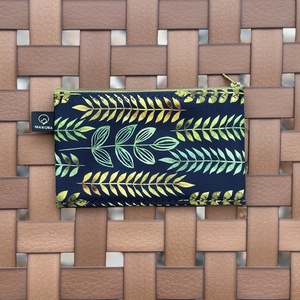 Vízálló Neszesszer Zöld Levelek - táska & tok - neszesszer - Meska.hu