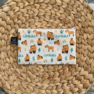 Vízálló Neszesszer Kapibara - táska & tok - neszesszer - Meska.hu