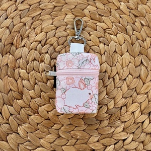 Fülhallgató Méretű Karabineres Mini Neszesszer Nyuszi - Meska.hu