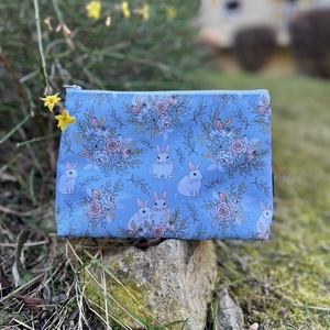 Nagyméretű Vízálló Neszesszer Kék Nyuszis - Meska.hu