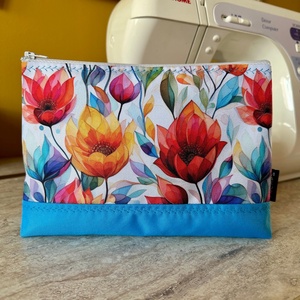 Nagyméretű Vízálló Neszesszer Modern Tulipánok - Meska.hu