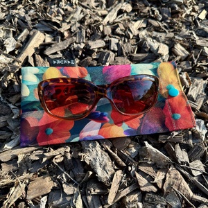 Szemüvegtok Tavaszi Virágok - táska & tok - pénztárca & más tok - szemüvegtok - Meska.hu