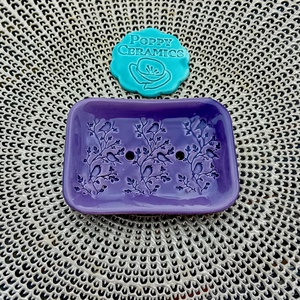 Madárka mintás kerámia szappantartó, lila - Meska.hu