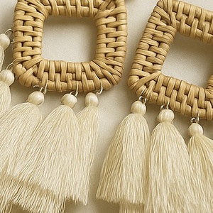 Rattan fülbevaló  Négyzet alakú - ékszer - fülbevaló - lógó fülbevaló - Meska.hu