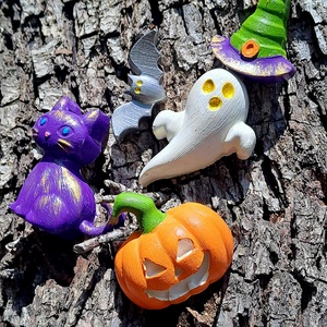 Frászbox - Halloween kreatív alkotócsomag � 5 db festhető gipszfigura akrilfestékkel, fényes lakkal és ecsettel - DIY - diy (csináld magad) - egységcsomag - Meska.hu