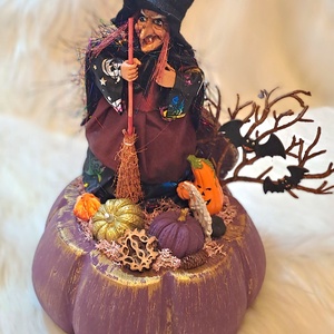 Salem - Boszorkányos Halloween dekoráció, őszi asztaldísz antikolt boszilila tökben - Meska.hu