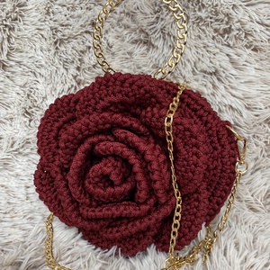 Marisol horgolt, rózsa formájú kézi- és crossbody táska - táska & tok - kézitáska & válltáska - válltáska - Meska.hu