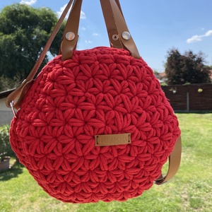 Diana horgolt nagyméretű piros színű kézi- és crossbody táska - Meska.hu