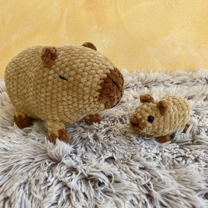 Plüss horgolt capybara anya és gyermeke - játék & sport - plüssállat & játékfigura - más figura - Meska.hu