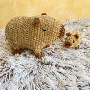 Plüss horgolt capybara anya és gyermeke - játék & sport - plüssállat & játékfigura - más figura - Meska.hu