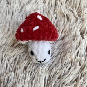 Gomba pop it, kiugró gombácska (dísz vagy kulcstartó), Játék & Sport, Plüssállat & Játékfigura, Más figura, Horgolás, Hímzés, MESKA