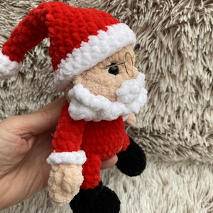 Horgolt szemüveges Télapó, Télapu - játék & sport - plüssállat & játékfigura - ember - Meska.hu