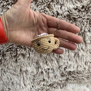 Kávés bögre szíves tejszínhabbal kulcstartó, Táska & Tok, Kulcstartó & Táskadísz, Kulcstartó, Horgolás, Hímzés, MESKA