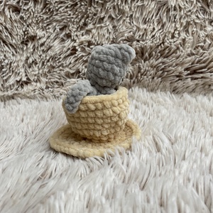 Horgolt bögrés cica, pop up, felugró cica - játék & sport - plüssállat & játékfigura - cica - Meska.hu