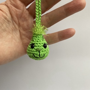 Horgolt Grincs karácsonyfadísz, kulcstartó vagy táskadísz, Karácsony, Karácsonyi lakásdekoráció, Karácsonyfa, grincsfa, Horgolás, Hímzés, MESKA