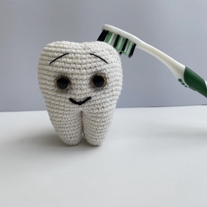 Mosolygós horgolt fog - Meska.hu