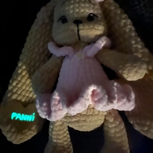 Világítós Dolly plüss horgolt balerina nyuszi, névreszóló  - játék & sport - plüssállat & játékfigura - nyuszi - Meska.hu