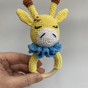 Horgolt zsiráf csörgő, rágóka - baba - mama - baba játékok - csörgő - Meska.hu