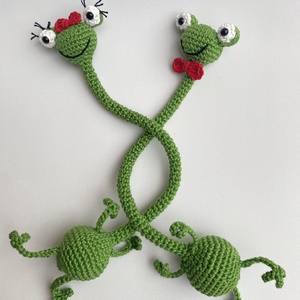 Horgolt hosszúnyakú fiú béka - játék & sport - plüssállat & játékfigura - béka - Meska.hu