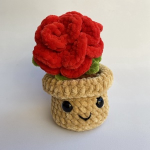 Kézzel horgolt rózsa mosolygós kaspóban - Meska.hu