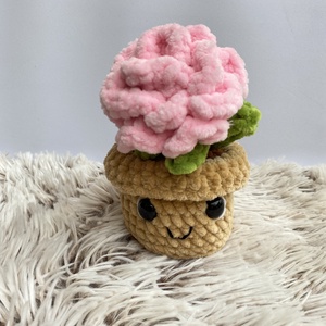 Kézzel horgolt rózsa mosolygós kaspóban, cserepes rózsa - otthon & életmód - virágdekoráció - virágdíszek - virágdísz kaspóban - Meska.hu