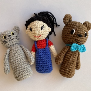 Kézzel horgolt Boribon maci ujjbáb meséléshez - játék & sport - bábok - ujjbáb - Meska.hu