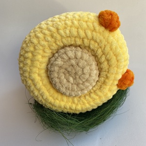 Húsvéti horgolt meglepetés, tyúkanyó, kiscsibe kivehető tojásban - játék & sport - plüssállat & játékfigura - más figura - Meska.hu