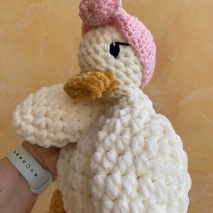 Horgolt Borka kacsa - szundipajti, nyunyóka - Meska.hu