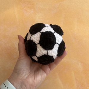 Plüss focilabda, futball labda, Játék & Sport, Sport és kikapcsolódás, Labdajátékok, Horgolás, Hímzés, MESKA