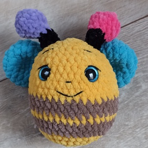 Horgolt amigurumi méhecske - játék & sport - plüssállat & játékfigura - más figura - Meska.hu