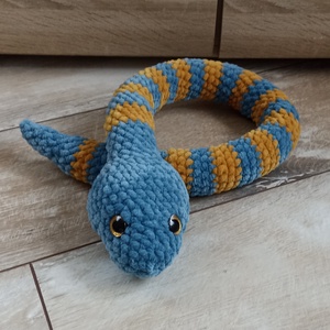 Horgolt amigurumi kígyó, Játék & Sport, Plüssállat & Játékfigura, Más figura, Horgolás, Varrás, MESKA