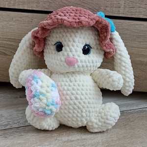 Húsvétra! Horgolt amigurumi nyuszi , Játék & Sport, Plüssállat & Játékfigura, Nyuszi, Horgolás, Varrás, MESKA