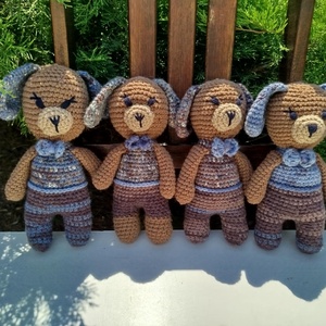 Amigurumi kutya, amigurumi kutyus, amigurumi figura, amigurumi állatka - otthon & életmód - dekoráció - asztal és polc dekoráció - asztaldísz - Meska.hu