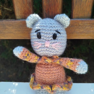 Amigurumi cica, amigurumi figura, amigurumi állatka, Otthon & Életmód, Dekoráció, Asztal és polc dekoráció, Asztaldísz, Horgolás, MESKA