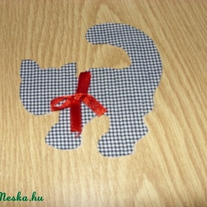 Textilmatrica - applikáció - vasalható - sok féle masnis cica-micák - többféle 250.-Ft - kellékek & szerszámok - méteráru - felvarrható, vasalható kellék - Meska.hu