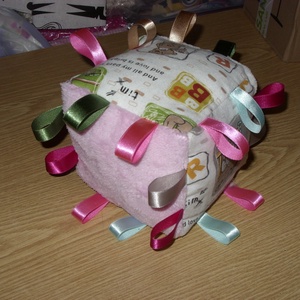 Me to You macis csörgős baba kocka 13 x 13 cm  100% pamut - játék & sport - 3 éves kor alattiaknak - babakocka - Meska.hu