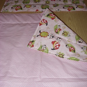 Bébi ágynemű - bélelt - Mosolygós baba katicák - Ajándékba is - Bébi 1 - baba ágynemű szett design textilekből - otthon & életmód - babaszoba, gyerekszoba - baba ágynemű - Meska.hu