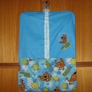 Scooby Doo -  ovis ruhazsák, egyedi darab - USA design textillel kombózva, Játék & Sport, Ovis felszerelés, Ovis szett (zsák és tornazsák), Varrás, Patchwork, foltvarrás, MESKA